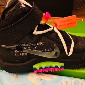 COLLABORATION: BNWT, Nike + Off White